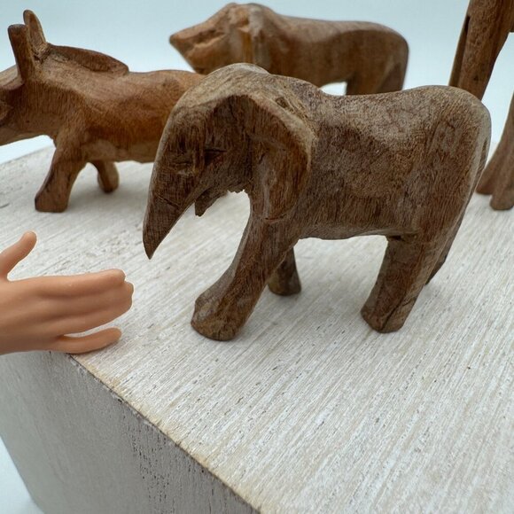 Vintage Lot of 4 miniature mini micro hand carved animals from Africa Read - Picture 5 of 8